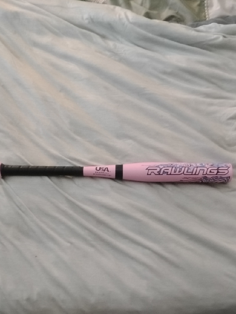 Rawlings Pink Baseball Bat with Black Grip 24" -12